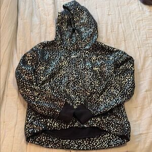 Nike kids hoodie - size M